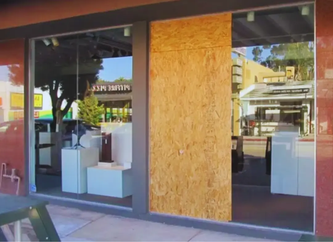 Mise en sécurité fermeture provisoire Sully-sur-Loire